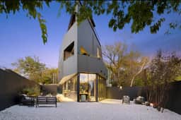 The Triangle house | Austin’s Architectural Gem - Image 2
