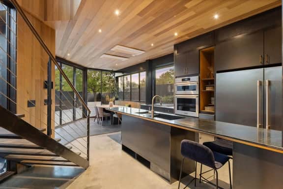 The Triangle house | Austin’s Architectural Gem - Image 5